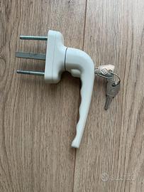 8 Maniglie per Infissi con chiave - Pari al Nuovo!