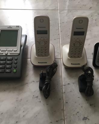 Telefono cordless e telefono fisso