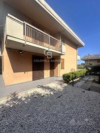 Villa bifamiliare - Aci Catena