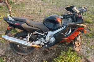 CBR600 F  per ricambi