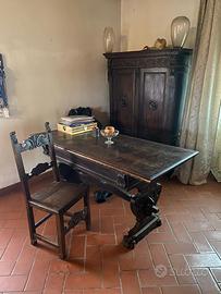 Tavolo  mobile e sedie zampa di leone