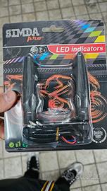 Frecce dinamiche moto 3 vie di