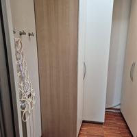 IKEA Pax, guardaroba angolare. 