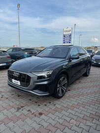 Audi Q8 50 TDI 286 CV quattro tiptronic