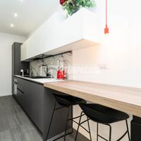 VIA PLINIO - DUE LOCALI CON BALCONE RISTRUTTURATO!