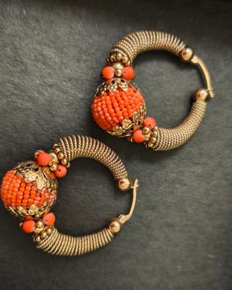 Orecchini oro e corallo "linea Moonlight"
vintage 