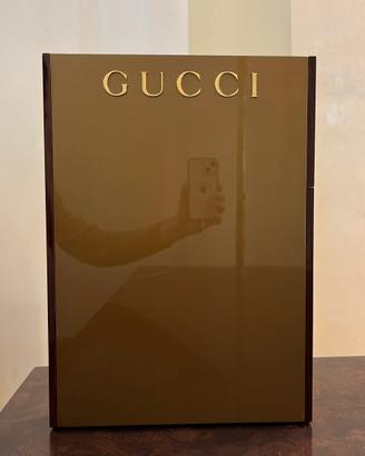Elemento d’arredo Gucci