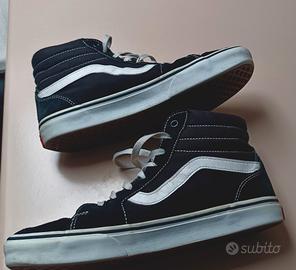 Vans alte nere