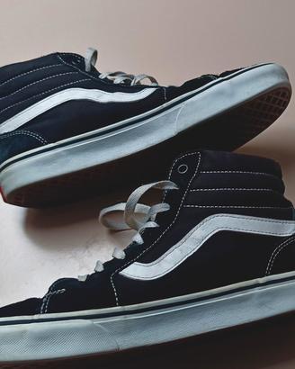 Vans alte nere