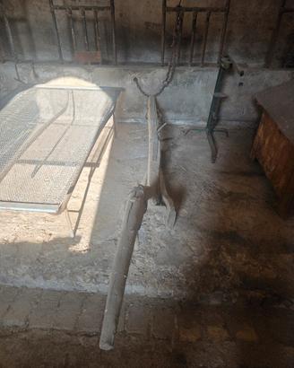 aratro in legno