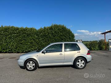 Volkswagen Golf 1.9 TDI/90 CV cat 3 porte