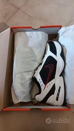 Nike Air Monarch IV 