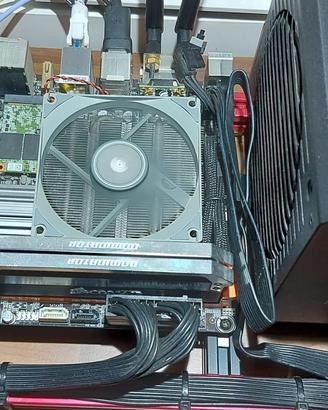 Banchetto i7 4790S, B85N, Corsair DDR3