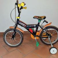 Bici bambino 16” pari al nuovo + rotelle