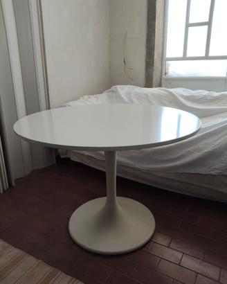 Tavolo tondo