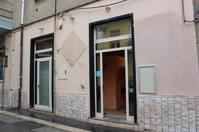 LOCALE commerciale adibito a RISTORANTE