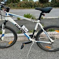 Mountain bike Giant 26