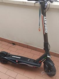 monopattino ducati pro3 