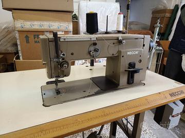Macchina da cucire industriale