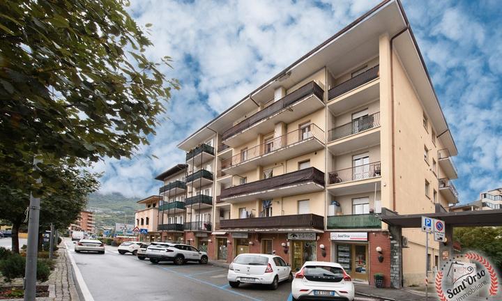 Appartamento in viale conte crotti