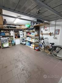 Box Via libertà 1 Cesano Boscone