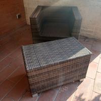 poltrona e tavolino 