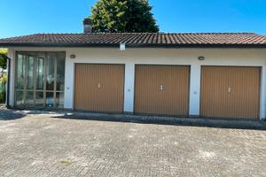3 Basculante e 2 vetrate