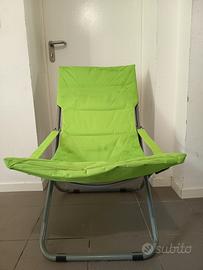 Sedia a sdraio pieghevole colore verde