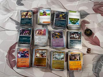 Lotto 40 CARTE Pokemon BOX