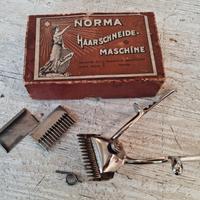 vecchio taglia capelli 