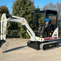 E217 Mini escavatore 17 q.li Bobcat 320 carro alla