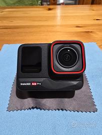 Insta360 ace pro (Leica) + accessori