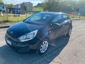 KIA RIO BENZINA 108000 KM
