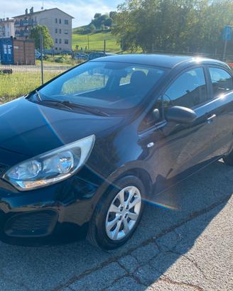 KIA RIO BENZINA 108000 KM