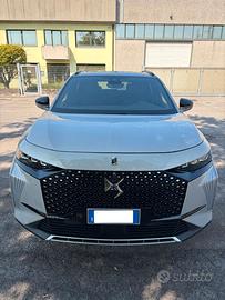 DS7 Étoile, unico proprietario, anno 2025 17800km