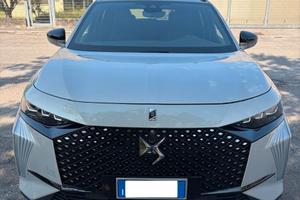 DS7 Étoile, unico proprietario, anno 2025 17800km