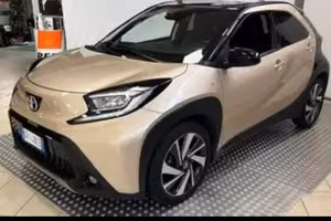 TOYOTA AYGO X