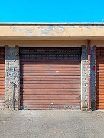 Garage 16 mq con Serranda elettrica