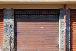 Garage 16 mq con Serranda elettrica