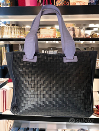 Borsa pregiata in pelle NUOVA