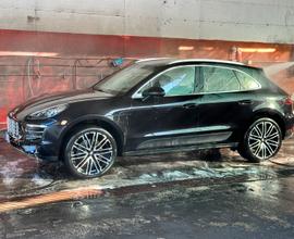 Macan S
