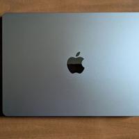 MacBook air 13 M2