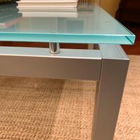 Tavolino acciaio e vetro