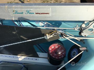 Deriva vela Finn Devoti