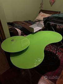 Scrivania in vetro temperato berde