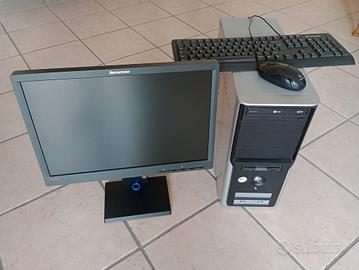 Pc Desktop per ufficio pronto all'uso