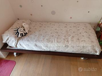 Letto singolo con ruote
