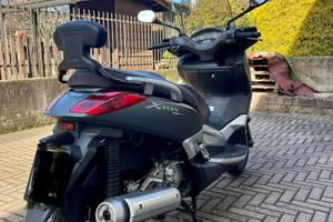 Yamaha Xmax 250