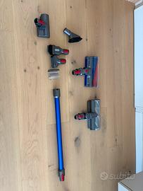 Dyson v11 per riparatori o pezzi di ricambio