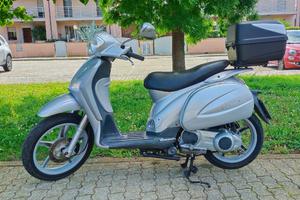 Piaggio Liberty 200 